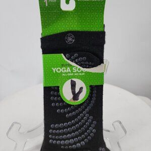 1 Pair Gaiam Super Grippy Yoga Socks Women's Small / Medium Black Brand New 5-10